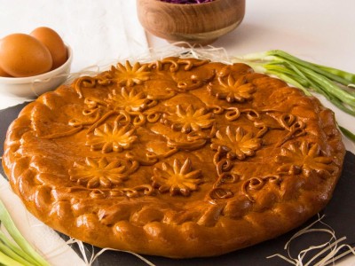 Пирог капуста с яйцом